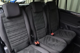 Volkswagen Touran Volkswagen Touran 1.8 TSI DSG 180PK R-line Camera/Navi/LED - afbeelding nr 15