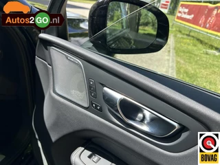 Volvo XC60 Volvo XC60 2.0 T6 Plug-in hybrid AWD Ultimate Black Edition I Luchtvering I B&W Sound I Head up display I - afbeelding nr 33
