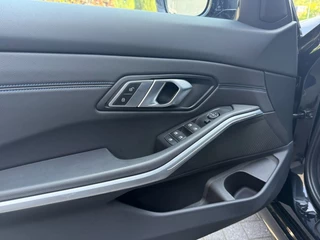 BMW 3 Serie BMW 3 Serie 320i M-Sport,1e Eig,Half Leer,LED,Carplay,Dealer OH,Lane Ass., - afbeelding nr 8