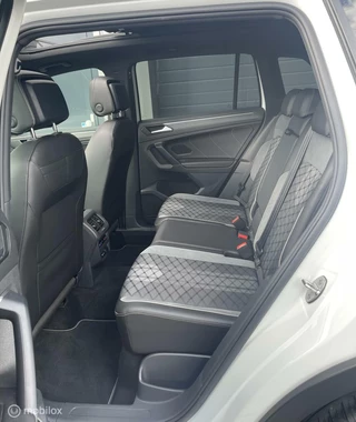 Volkswagen Tiguan Volkswagen Tiguan 1.4 TSI eHybrid 245PK 3xR-Line/HU - afbeelding nr 79