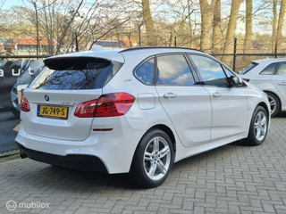 BMW 2 Serie BMW 2-serie Active Tourer 225xe Centennial High Executive | Plug-in Hybrid | AUT | M-Pakket | LEDER | PDC | - afbeelding nr 6