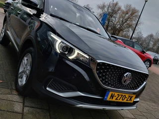 MG ZS EV Comfort 45 kWh | Navi | Apple Carplay+Android Auto | Airco | Adap. Cruise | Bluetooth Carkit+Streaming | Keyless Entry | Pdc | Licht+Rijstrooksensor | 16''lm - afbeelding nr 41