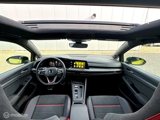 Volkswagen Golf Volkswagen Golf 2.0 GTI Clubsport Nieuwstaat! BTW/PANO/IQ - afbeelding nr 16