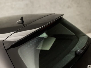 Volkswagen Golf (APPLE CARPLAY, GROOT NAVI, CLIMATE, STOELVERWARMING, DYNAMISCHE KNIPPERLICHTEN, ALCANTARA SPORTSTOELEN, ADAPTIVE CRUISE, PARKEERSENSOREN, LM VELGEN, NIEUWSTAAT) - afbeelding nr 29