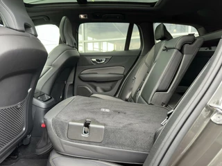 Volvo V60 Volvo V60 2.0 T6 PHEV AWD Plus Dark|PANO|TREK|H&K|PILOT|CARPLAY - afbeelding nr 22