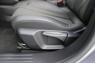 Peugeot 2008 Peugeot 2008 1.2 130PK GT-LINE | NAVIGATIE 10