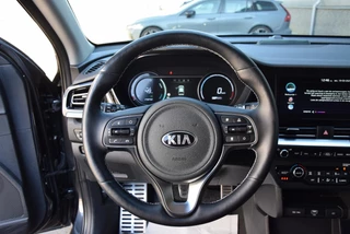 Kia e-Niro Kia e-Niro ExecutiveLine 64 kWh | Stoelverwarming/koeling | Elektrisch verstelb. bestuurdersstoel met geheugen | Draadloze telefoonlader | - afbeelding nr 19