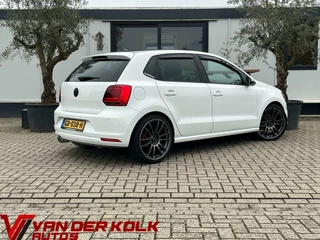 Volkswagen Polo Volkswagen Polo 1.2 TSI Comfortline LED Lichtmetaal Cruise Climate - afbeelding nr 2