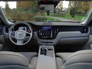 Volvo XC60 Volvo XC60 T8 408PK TE AWD Inscription / R-Design / LED - afbeelding nr 13