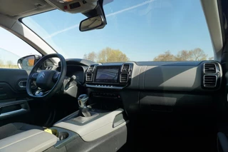 Citroën C5 Aircross Citroen C5 Aircross 1.2 PureTech 130 Business - Perla Nera Black - Nav/Cruise/360/Carplay - afbeelding nr 17