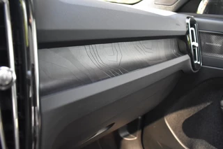 Volvo C40 Volvo C40 Twin Intro Edition 408Pk/78kWh | Getint glas | Trekhaak - afbeelding nr 20