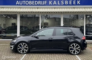 Volkswagen Golf Volkswagen Golf 1.4 TSI GTE |Pano|Leer|304PK|Lane assist|Camera| - afbeelding nr 2