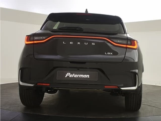Lexus LBX Lexus LBX DEMO 1.5 Hybrid Elegant | Tech Pack | Parkeersensoren V+A | Leder - afbeelding nr 8