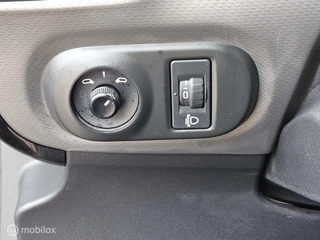 Citroën C4 Cactus Citroen C4 Cactus 1.2 PureTech Automaat/Airco/Navi/cruise controle - afbeelding nr 23