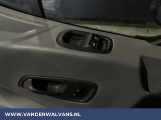 Ford Transit Ford Transit 2.0 TDCI 131pk L2H2 Euro6 Airco | 2800kg Trekhaak | Navigatie | Camera | Apple Carplay Android Auto, Cruisecontrol, Parkeersensoren, Bijrijdersbank - afbeelding nr 18