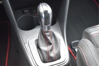 Volkswagen Polo Volkswagen Polo 1.8 TSI GTI 192 PK Executive | NL-Auto | Camera | Carplay | Cruise Contr | Climate Contr | Netjes | Origineel - afbeelding nr 21