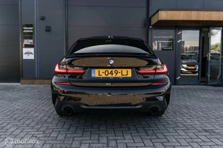 BMW 3 Serie BMW 318i M Perf | Harman Kardon | Pano | Dealer Onderhouden - afbeelding nr 17