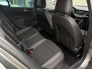 Opel Astra Opel Astra 1.2 Launch Elegance - afbeelding nr 13
