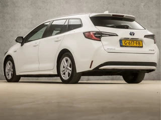 Toyota Corolla Touring Sports Automaat (NAVIGATIE, CAMERA, ADAPTIVE CRUISE, SPORTSTOELEN, LANE ASSIST, LED KOPLAMPEN, ZWART HEMEL, NIEUWSTAAT) - afbeelding nr 3