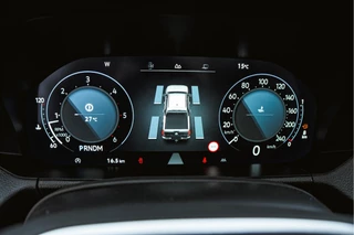 Volkswagen Amarok Volkswagen Amarok 3.0 TDI V6 240PK 4-Motion Aventura IQ LED | Side Steps | Elek Rolkoffer | 2-zits. | - afbeelding nr 8