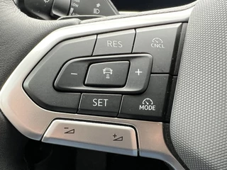 Volkswagen Passat Navigatie Panoramadak Trekhaak IQ Light Leder Elek Stoelen + Verwarming + Koeling + Massage 360 Camera Extra Getint Glas Vol Opties BTW Auto MHEV - afbeelding nr 36