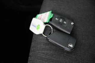 Škoda Karoq Skoda Karoq 1.5 TSI ACT Style Business (PANORAMADAK, CRUISE ADAPTIEF, PARKEERSENSOREN, STOELVERWARMING, NAVIGATIE, AUTOMAAT) - afbeelding nr 23