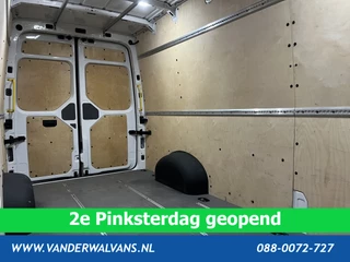 Volkswagen Crafter Volkswagen Crafter 2.0 TDI 140pk Automaat L4H3 L3H2 RIJKLAAR Euro6 Airco | Navigatie | Cruisecontrol | Camera apple carplay, android auto, parkeersensoren, bijrijdersbank, 270 gr. achterdeuren - afbeelding nr 14