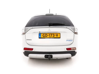 Mitsubishi Outlander Mitsubishi Outlander 2.0 PHEV Business Edition X-Line AWD Aut. *NAVI-FULLMAP | LEATHER-FABRIC | COMFORT-SEATS | CAMERA | ECC | KEYLESS | SHIFT-PADDLES | TOWBAR | 16