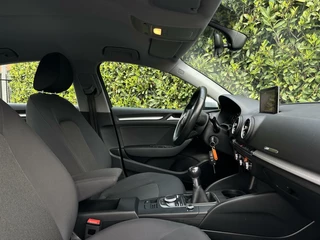Audi A3 Audi A3 Limousine 1.0 TFSI Pro Line, FACELIFT, NL AUTO, NAP LOGISCH, NAVI, CRUISE, ECC-AIRCO, PARKEERSENSOREN, LICHTMETAAL 16