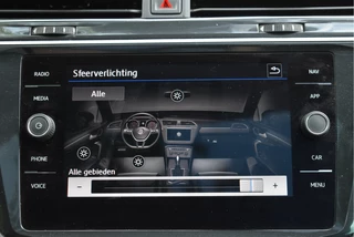 Volkswagen Tiguan | Pano.dak | 360 gr. camera | Elekt.trekhaak | Keyless | Virtual cockpit | Uniek - afbeelding nr 28