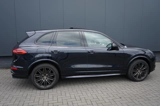 Porsche Cayenne Porsche Cayenne 3.0 D Sportdesign /Luchtvering /Pano /Sportchrono - afbeelding nr 5