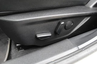 Ford Focus Ford Focus 1.0 EcoBoost 125PK Active Business | B&O | Trekhaak | Adaptieve Cruise | Navigatie | Camera - afbeelding nr 50