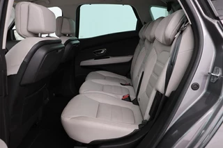 Renault Scénic Renault Scénic 1.2 TCe Intens | Trekhaak | Massage | Keyless |  Navigatie | Half leder | Camera | Climate control | Dodehoek detectie | Park Assist - afbeelding nr 6