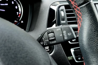 BMW 1 Serie BMW 1 Serie 118i Sport-Line Rijklaarprijs-Garantie Navigatie Led Sport Interieur Airco - afbeelding nr 28