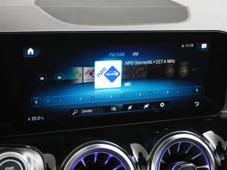 Mercedes-Benz GLB Mercedes-Benz GLB 200 AMG // Panoramadak // Sfeerverlichting // Carplay // Nightpakket // Camera // LED - afbeelding nr 29