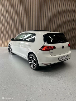 Volkswagen Golf Volkswagen Golf 1.4 TSI GTE PANO - afbeelding nr 7