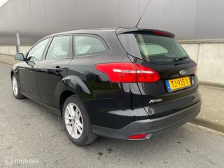 Ford Focus Ford Focus Wagon 1.0 Titanium * NWE DISTRIBUTIE + GARANTIE * - afbeelding nr 17