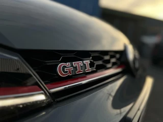 Volkswagen Golf Volkswagen Golf 2.0 TSI GTI TCR |DYN AUDIO|PANO|ACC| - afbeelding nr 36