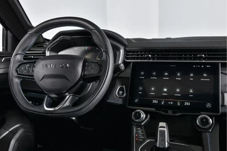 Lynk & Co 01 | 360 Camera | 7.4 kWh boordlader | Donkere hemel | S/K-panodak | Adapt. Cruise | Memory | Elek. klep | LM 20