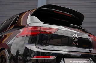 Volkswagen Golf Volkswagen Golf 8 GTI Clubsport | Pano | Matrix IQ | Alcantara | ACC | Rijdersauto Edition | Deep Black Pearl | Fabrieksgar. 2027 - afbeelding nr 59