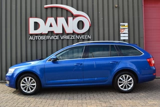 Škoda Octavia Škoda Octavia Combi 1.0 TSI DSG Greentech Pano/Camera/Leer/LED - afbeelding nr 2
