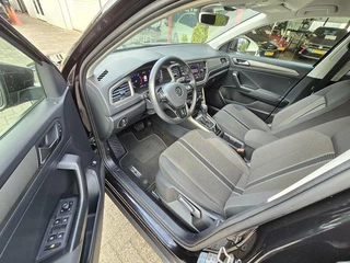 Volkswagen T-Roc Volkswagen T-Roc 1.5 TSI Sport AUTOMAAT Clima|Navi|Camera|Virtual|Nap!! - afbeelding nr 13