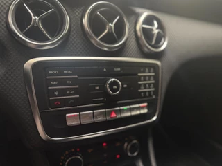 Mercedes-Benz A-Klasse Mercedes-Benz A-klasse 180 AMG Business Solution | Navi | Camera | PDC | Cruise Control | 17” Velgen - afbeelding nr 9
