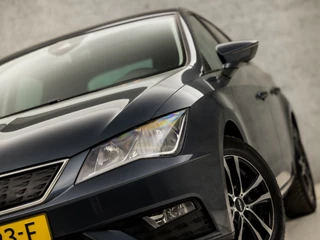 SEAT Leon (APPLE CARPLAY, NAVIGATIE, CLIMATE, KEYLESS START, GETINT GLAS, SPORTSTOELEN, ARMSTEUN, PARKEERSENSOREN, CRUISE, LM VELGEN, NIEUWE APK, NIEUWSTAAT) - afbeelding nr 34