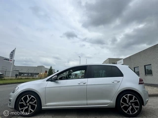 Volkswagen Golf Volkswagen Golf 1.4 TSI ACT Connected Series|DSG Massage ACC - afbeelding nr 2