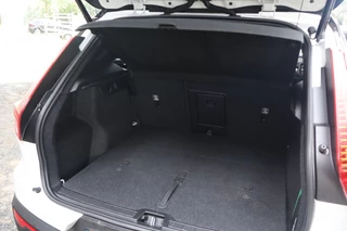 Volvo XC40 Volvo XC40 1.5 T3 R-Design | Schuifdak | Audi H&K | Camera - afbeelding nr 10