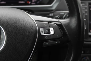 Volkswagen Tiguan Volkswagen Tiguan 2.0 TSI 4Motion Highline / Vol opties! / Panoramadak / Camera / Head-up / Leder / 18'' / Keyless / Dynaudio / Apple CarPlay / Standverwarming / Naavigatie / DAB / Dodehoek / Stoelverwarming / ACC - afbeelding nr 36