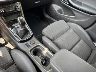 Opel Astra Opel Astra Sports Tourer 1.0 Turbo Business Executive Airco/El.klep/Lichtmetalen velgen - afbeelding nr 28