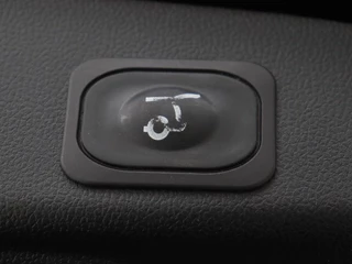 Ford Focus Ford Focus 1.0 EcoBoost Titanium X | Stoel & stuurverwarming | Trekhaak | Adaptive cruise | Camera | Full LED | Carplay | B&O Sound | Digital Cockpit | Keyless | Climate control - afbeelding nr 11