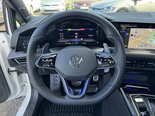 Volkswagen Golf Volkswagen Golf 8 R 2.0 TSI 333pk 4Motion 20 years Edition Akra Pano H&K Leder Memory Ventilatie Stuurvw Stlvw Blindspot Fabrieksgarantie - afbeelding nr 16